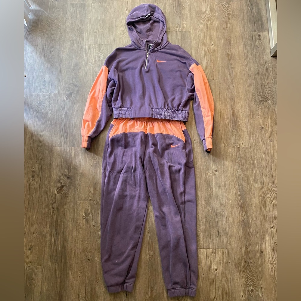 Women’s NIKE JUMPSUIT